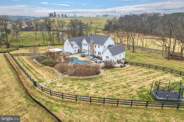 15718 OLD WATERFORD RD, Paeonian Springs, VA 20129