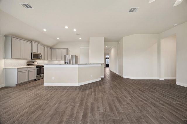 11914 Champions Forest Drive, Mont Belvieu, TX 77535