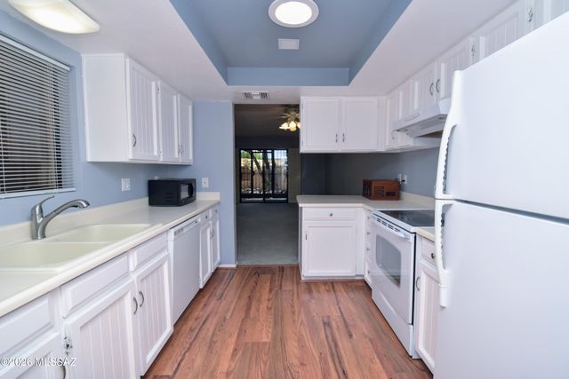3277 W Moon Dance Way, Tucson, AZ 85741