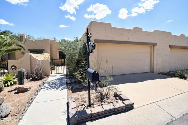 3277 W Moon Dance Way, Tucson, AZ 85741