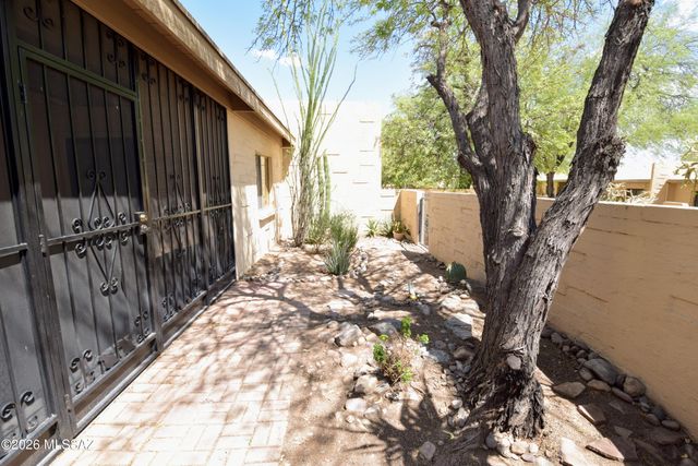 3277 W Moon Dance Way, Tucson, AZ 85741