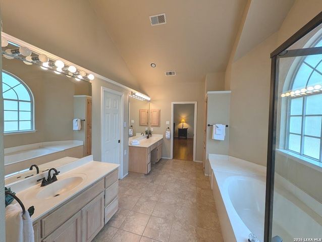 14223 Butlers Brg, San Antonio, TX 78232
