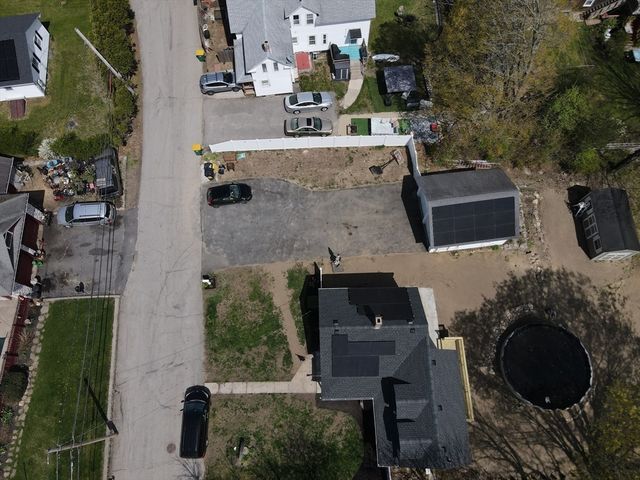 25 Cook St, Douglas, MA 01516
