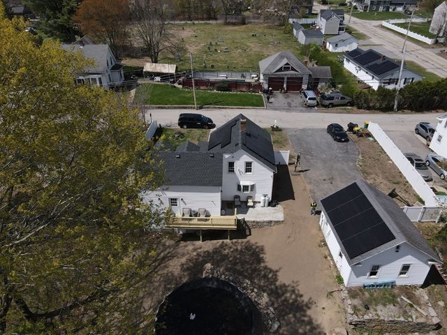 25 Cook St, Douglas, MA 01516