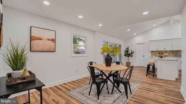 796 S WEST AVE, Vineland, NJ 08360