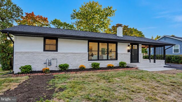 796 S WEST AVE, Vineland, NJ 08360