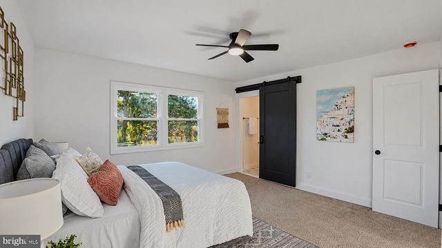 796 S WEST AVE, Vineland, NJ 08360