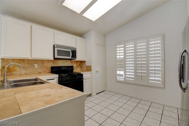 638 Rubber Tree Avenue, North Las Vegas, NV 89032