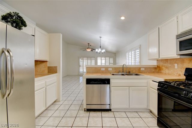 638 Rubber Tree Avenue, North Las Vegas, NV 89032