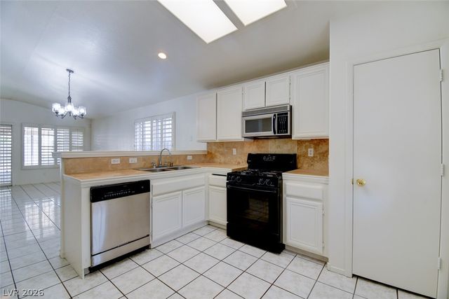 638 Rubber Tree Avenue, North Las Vegas, NV 89032