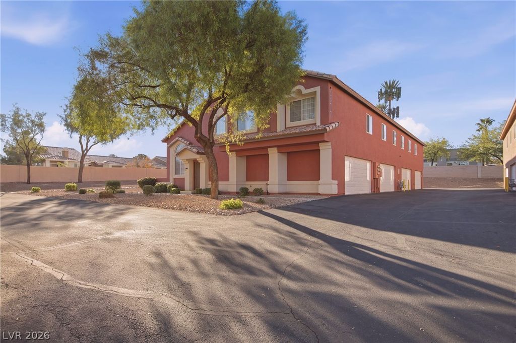 2977 Duxbury Drive, Henderson, NV 89052 — photo 3