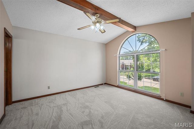 2912 Hameln Drive, St Charles, MO 63301