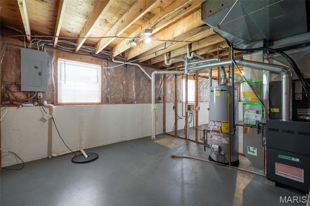 2912 Hameln Drive, St Charles, MO 63301
