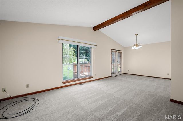 2912 Hameln Drive, St Charles, MO 63301