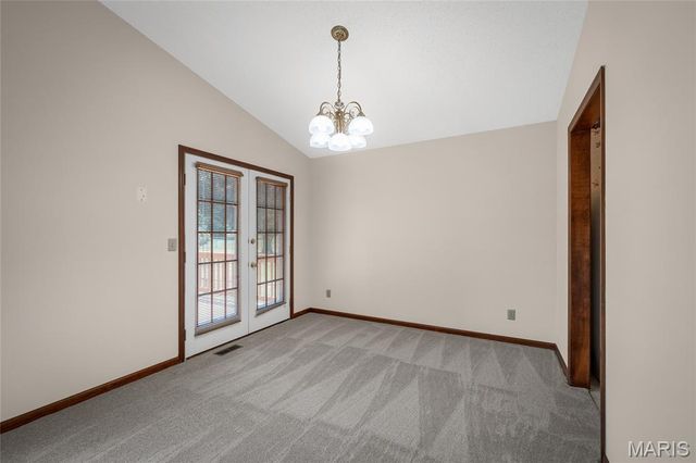 2912 Hameln Drive, St Charles, MO 63301