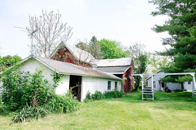 421 Kinsey Avenue Se, Caledonia Vlg, MI 49316