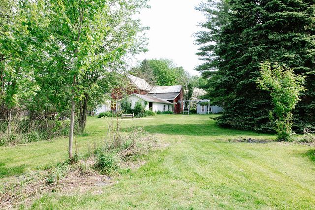 421 Kinsey Avenue Se, Caledonia Vlg, MI 49316