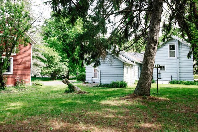 421 Kinsey Avenue Se, Caledonia Vlg, MI 49316