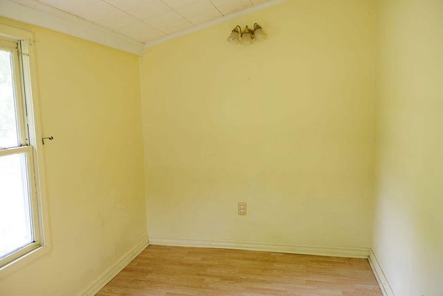 421 Kinsey Avenue Se, Caledonia Vlg, MI 49316