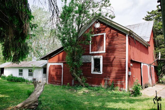 421 Kinsey Avenue Se, Caledonia Vlg, MI 49316
