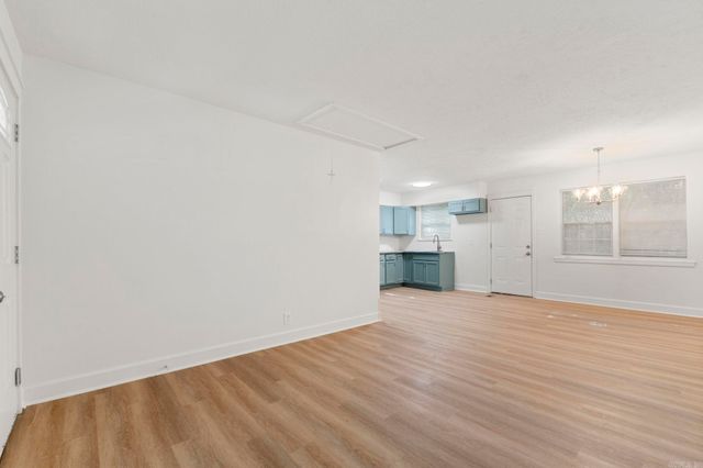 17 Woodcliff Circle, Little Rock, AR 72204