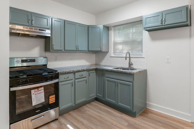 17 Woodcliff Circle, Little Rock, AR 72204