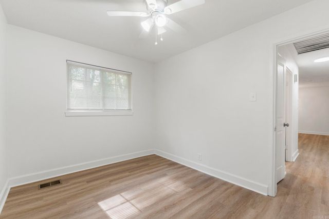 17 Woodcliff Circle, Little Rock, AR 72204