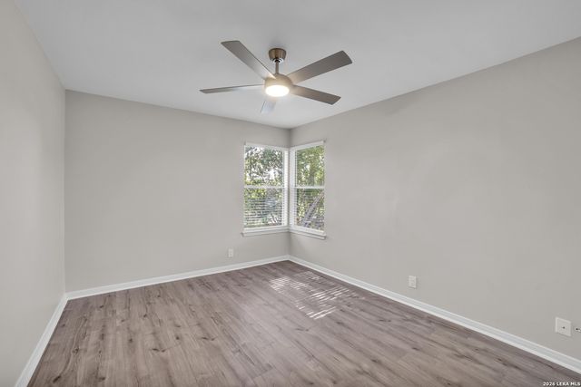 10123 Shadyglen, San Antonio, TX 78240