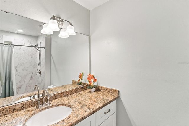 12435 ORANGEWOOD CIRCLE, Tavares, FL 32778