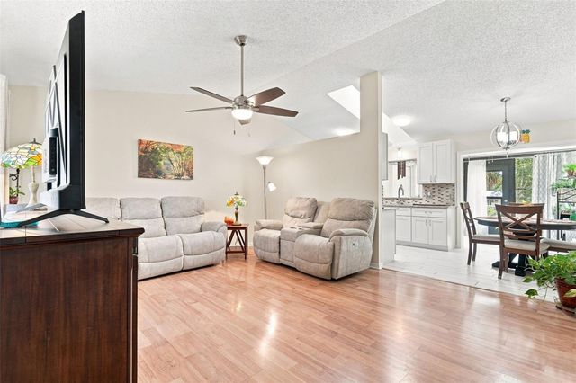 12435 ORANGEWOOD CIRCLE, Tavares, FL 32778