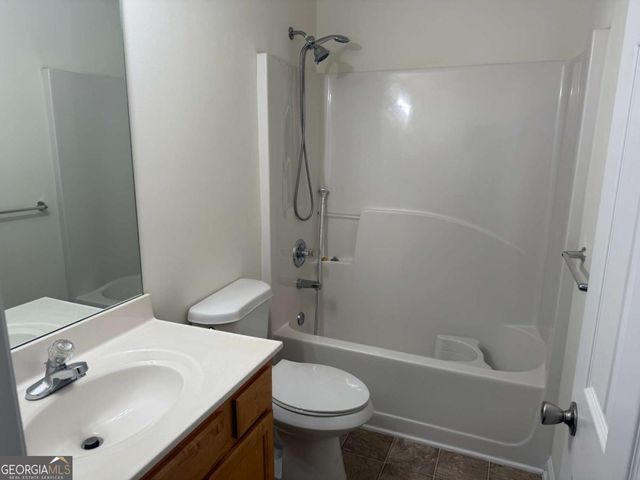 2729 Heathrow Drive, Lawrenceville, GA 30043