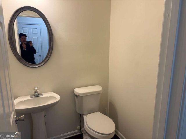 2729 Heathrow Drive, Lawrenceville, GA 30043