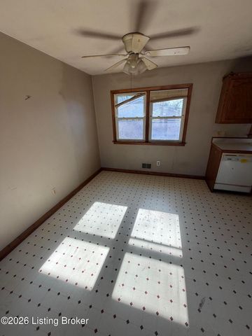 5012 Paramount Dr, Louisville, KY 40258