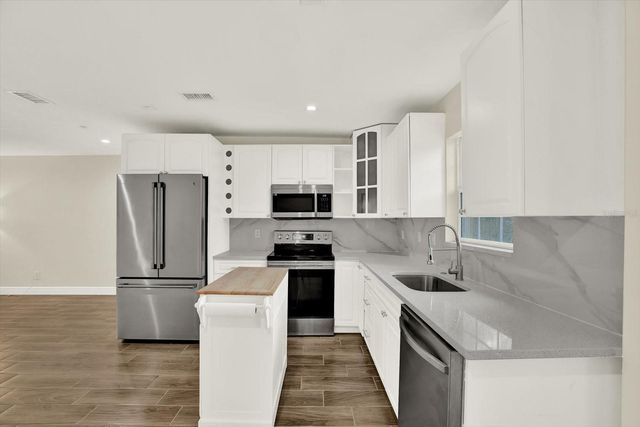 1910 E WILDER AVENUE, Tampa, FL 33610