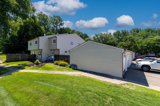 3470 Greenwood Court S, Eagan, MN 55122