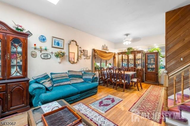 34 GLENWOOD Terrace, Woodbridge Proper, NJ 08863