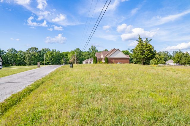 594 Double Eagle Dr, Summertown, TN 38483