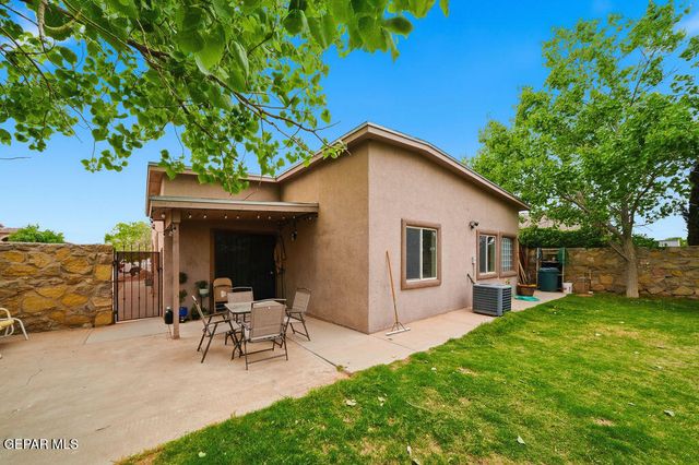 14329 Desert Orchid Drive, Horizon City, TX 79928