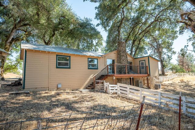 8900 Wight Way, Kelseyville, CA 95451