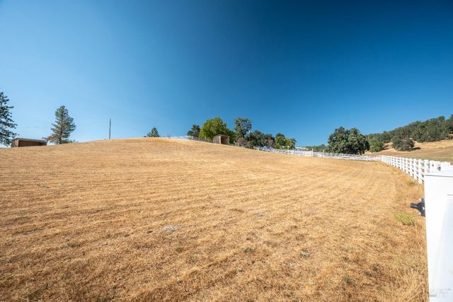 8900 Wight Way, Kelseyville, CA 95451