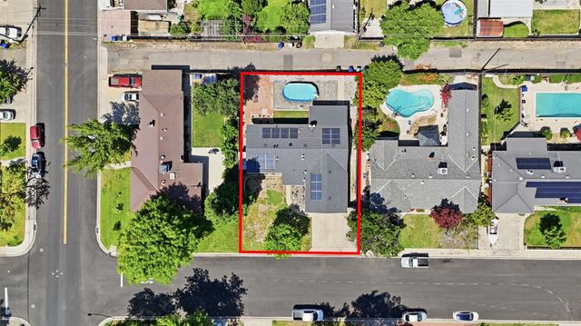 1511 Lorry Ave, Modesto, CA 95355