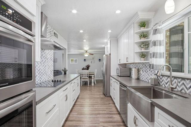 1511 Lorry Ave, Modesto, CA 95355