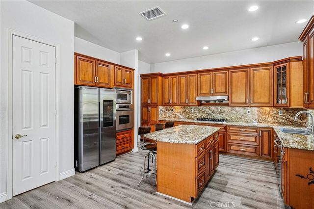 6050 Cannich, Riverside, CA 92507