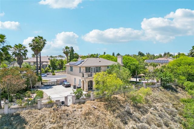 6050 Cannich, Riverside, CA 92507