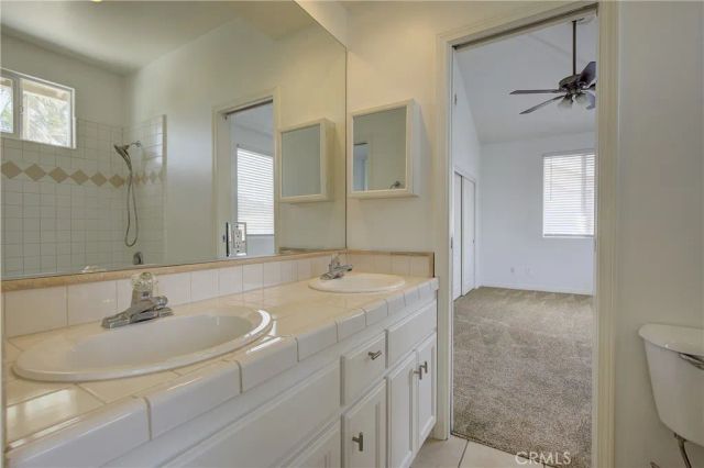 2239 Pacific Avenue E, Costa Mesa, CA 92627