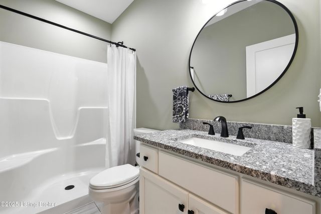 156 Remington Dr, Bardstown, KY 40004