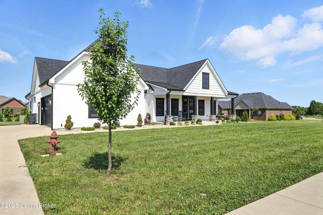 156 Remington Dr, Bardstown, KY 40004
