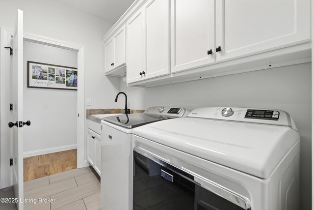 156 Remington Dr, Bardstown, KY 40004