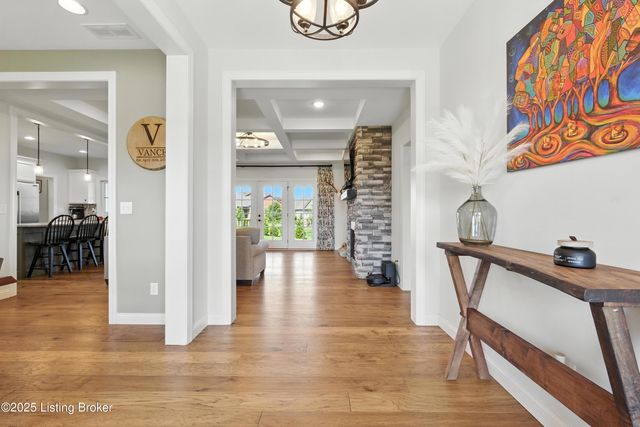 156 Remington Dr, Bardstown, KY 40004