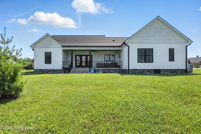 156 Remington Dr, Bardstown, KY 40004